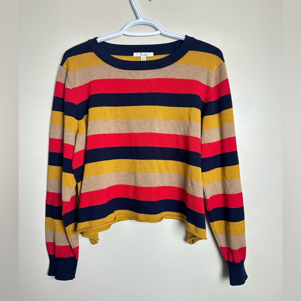 89th & Madison Size 1X Red, Gold, and Navy Striped Sweatshirt